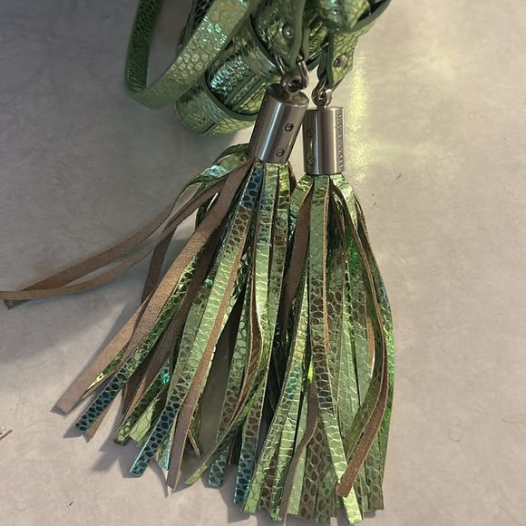 Michael Kors Astor Grommet Women's Lime Green Snakeskin Leather Clutch Handbag - Picture 5 of 5